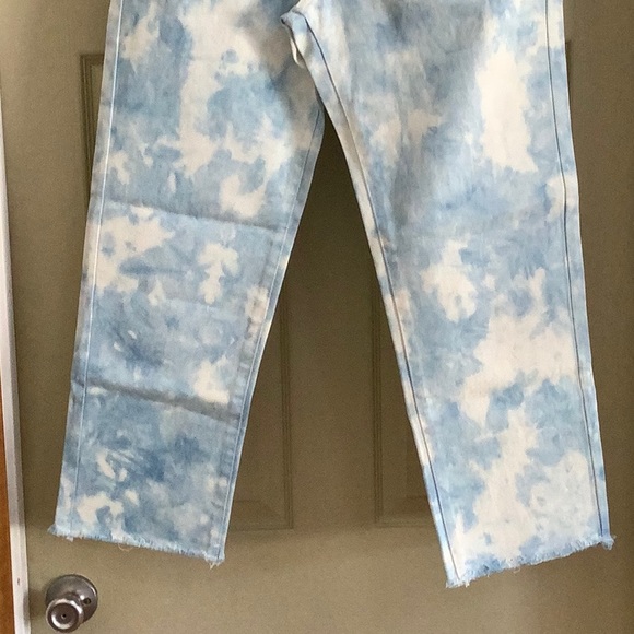 Wet Seal High Rise Relaxed Fit Jean (Junior) - Picture 7 of 14